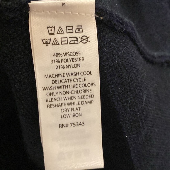 Tahari women’s medium  cardigan / blazer style - blue/green tartan print - Picture 4 of 5